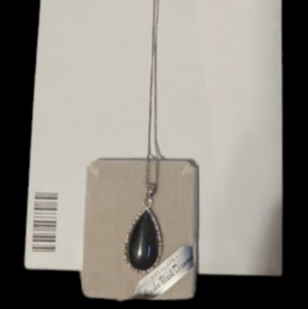 Alaska Black Diamond necklace - Picture 2 of 2